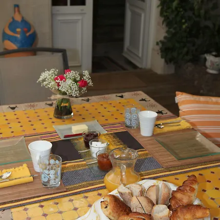 Couette-café L'oree Du Pin 3*